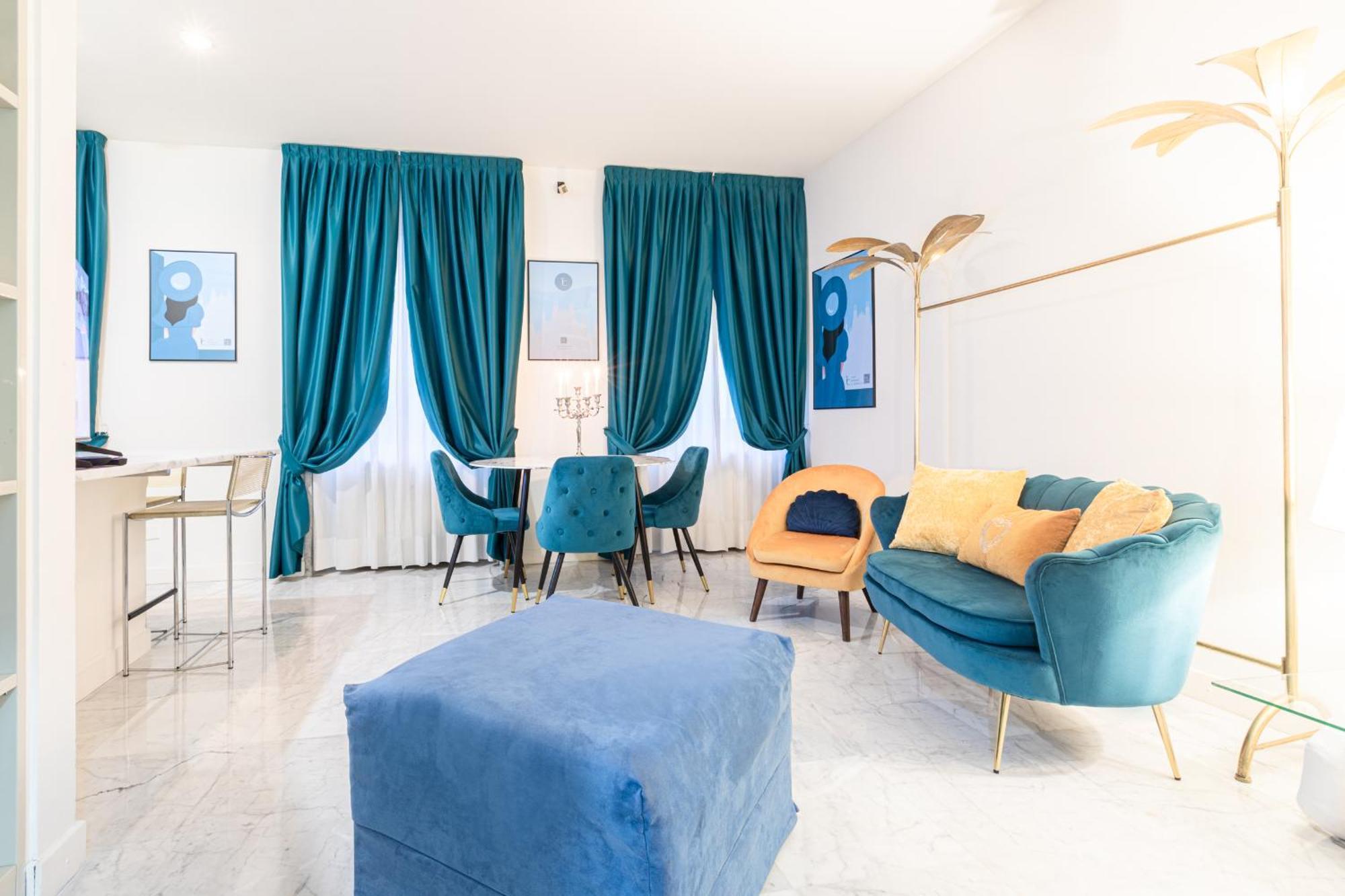 Monte Napoleone Split-level Terrace - Collection Mailand