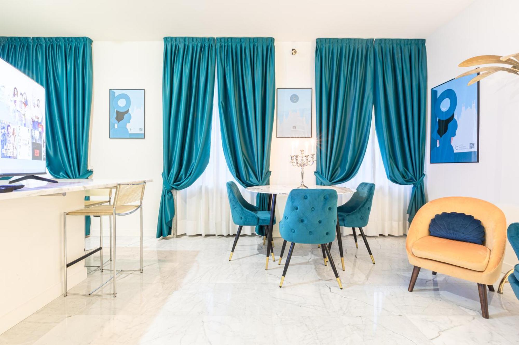Monte Napoleone Split-level Terrace - Collection * Milano