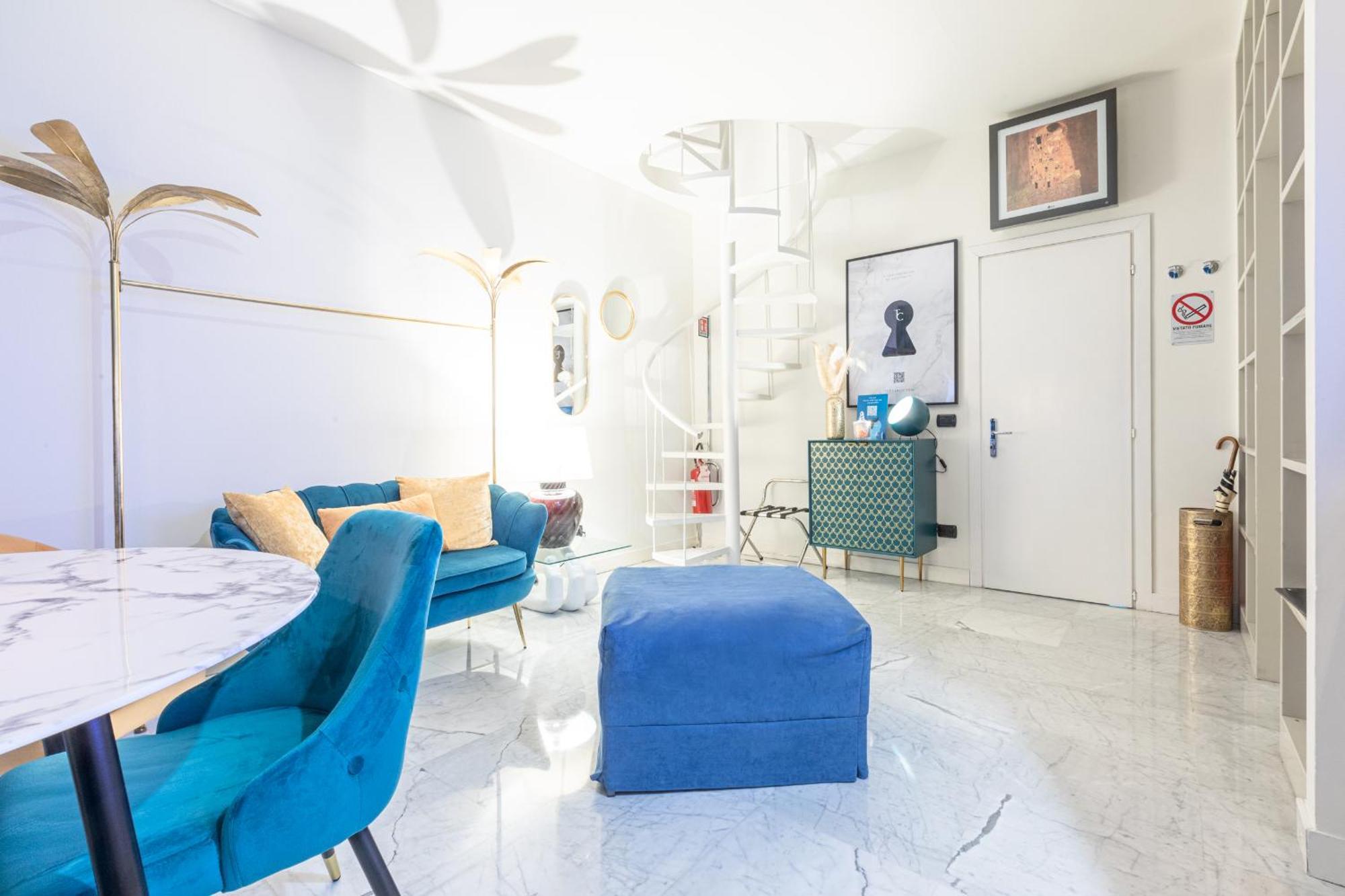 Monte Napoleone Split-level Terrace - Collection *