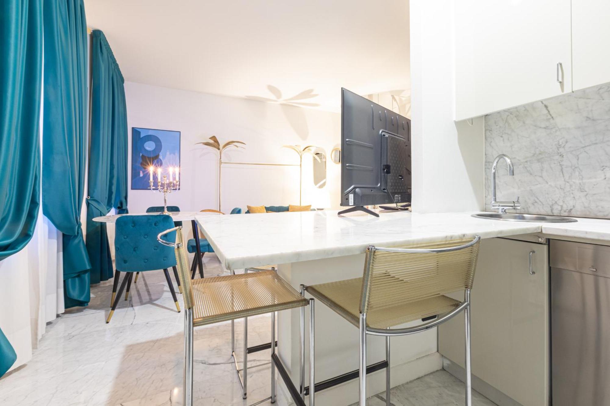 Monte Napoleone Split-level Terrace - Collection Appartamento *