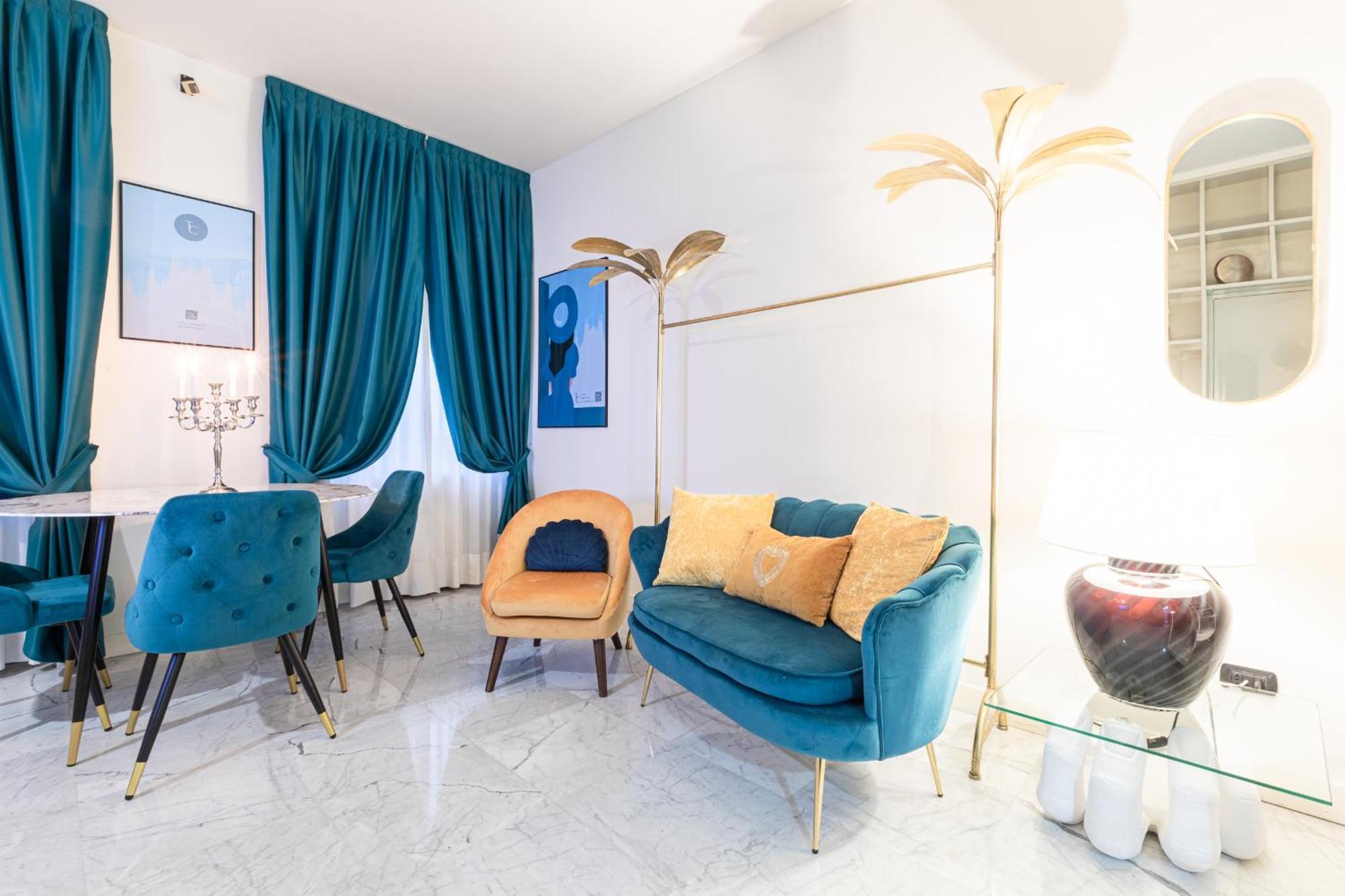 Monte Napoleone Split-level Terrace - Collection Appartamento *