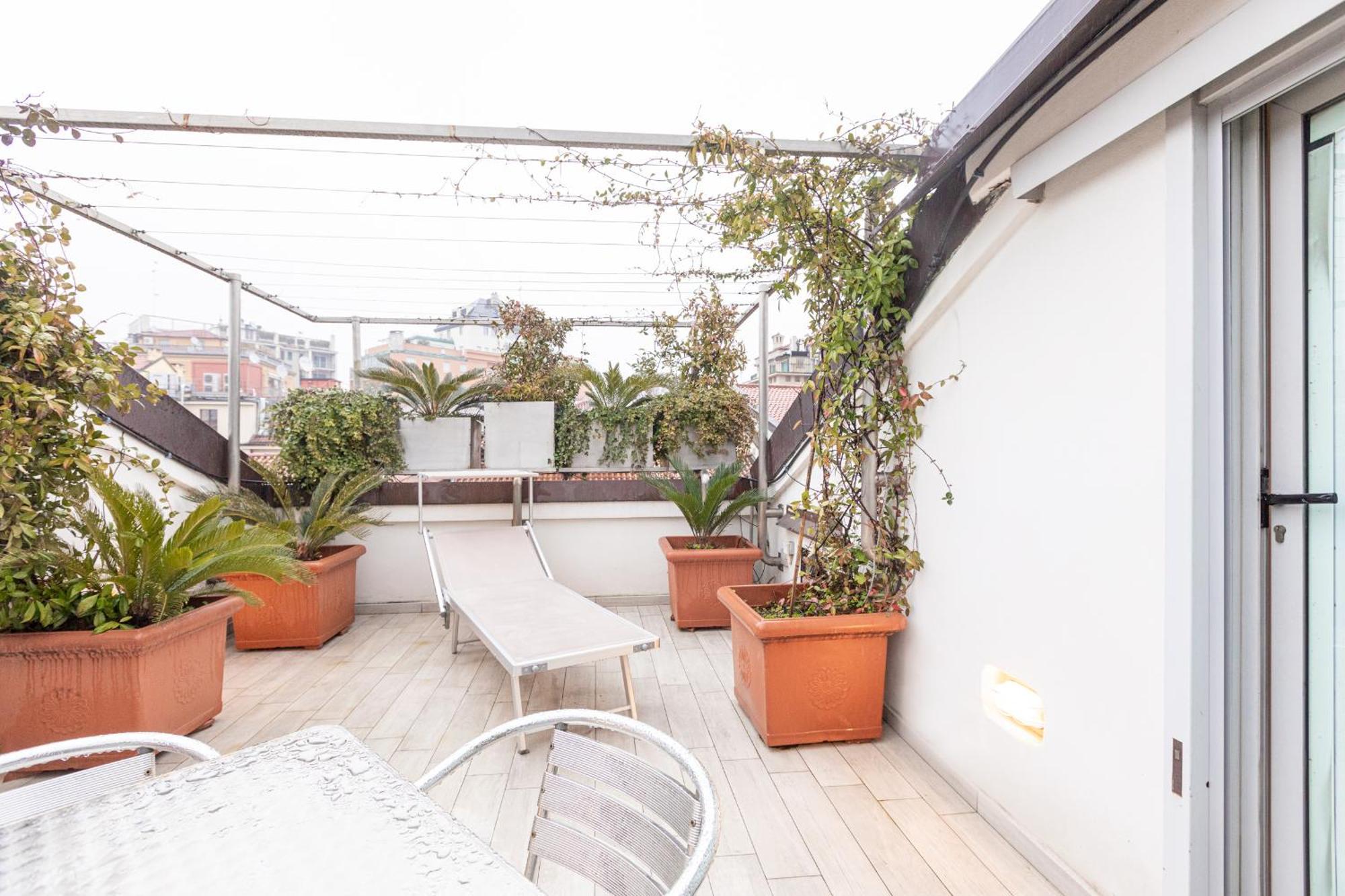 Monte Napoleone Split-level Terrace - Collection * Milano